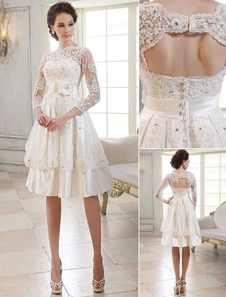 Robe de mariage en dentelle ivoire avec col trou de serrure