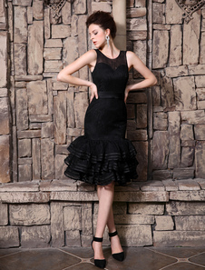 Robe de cocktail sirène en satin noir multicouche