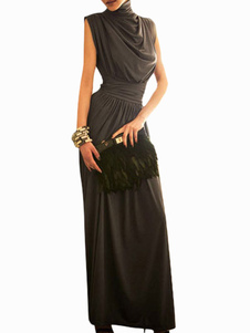 Robe longue en ouate de soie plissé de col roulé