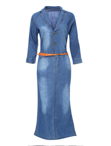 Robe longue en denim bleu moulant avec ceinture