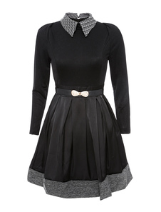 Robe vintage noire moyenne unicolore de col Peter Pan
