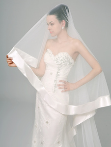 Voile cathédrale d'une couche en tulle avec passepoil