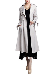 Manteau de col à revers en soie blanc avec noeud