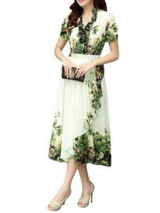 Robe longue imprimée fleurie multicouche de col V à volants