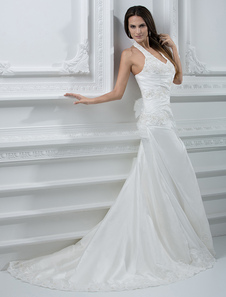 Robe de mariée fourreau blanche en taffetas col V traîne courte