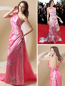 Robe Festival de Cannes en satin stretch à une épaule avec broderie