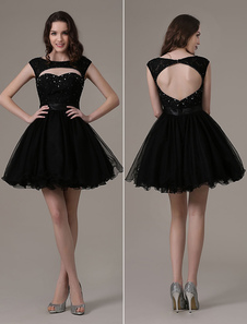 Robe fête de la rentrée A-ligne tulle or col bateau creusé mini