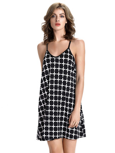 Robe d'été noire en romanknit à carreause avec lacet à bretelles