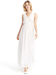 Robe blanche sans manches longues en mousseline de soie robe