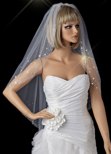 Rhinestone mariage voile voiles de mariée bord perlé niveaux une cascade avec un peigne (140 * 85cm)