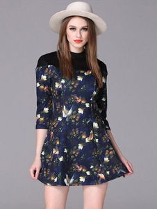 Belle robe skater style européen Tissu de satin bleue bicolore plissé col montant