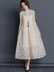 Robe longue en organza jacquard à demi-transparence plissé col rond