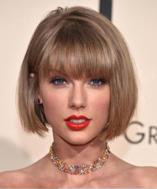 Perruque parfaite courte couleur de lin ébouriffée en fibre synthétique droite