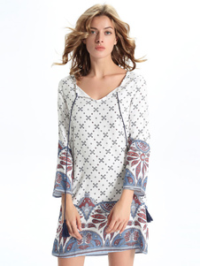 V Neck Tribal impression robe avec cordon de serrage en détail