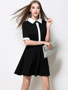 Half Sleeve deux couleurs patineuse noire robe féminine plissé robe chemise