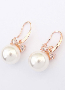 Boucles d'oreilles Boucles d’oreilles pendantes de mariage métallique blanc fausse perle triangle