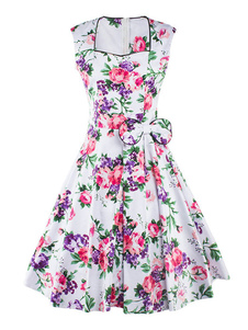 Sans manches Sweetheart décolleté robe Vintage blanc de la femme Floral s’inclina robe évasée