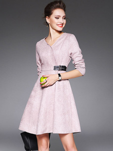 Élégente robe skater doux en polyester unicolore plissé avec poches col V