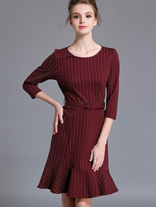 Chic robe skater mode en spandex bordeaux avec rayure moulant à volants col rond