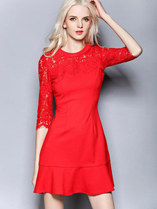 Fabuleuse robe skater mode en spandex unicolore moulant avec dentelle col ras du cou