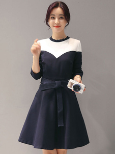 Chic robe skater mode en acétate de cellulose noir bicolore moulant avec ceinture col rond