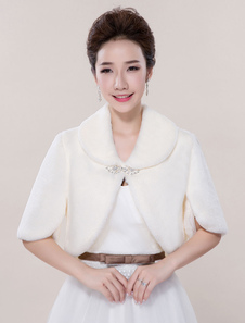 Boléro fête de mariage en fausse fourrure ivoire Boucle de fermoir en fausse fourrure