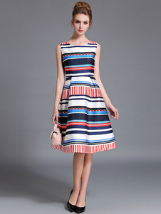 Fascinante robe skater mode en acétate de cellulose blanc avec rayure convenable et ceinture col ron