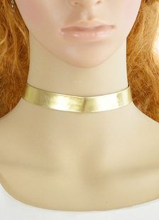 Fascinant collier en faux cuir mode ornement métallique
