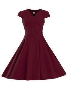 Éblouissante robe vintage moderne unicolore Sans ornement. col V