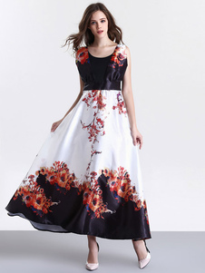 Robe longue blanche en acétate de cellulose impression plissé col rond