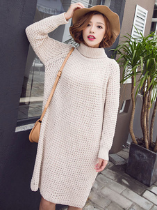 Fascinante robe pull mode écru blanche unicolore fendue col roulé plein air