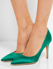 Chaussures à talons à talons aigus en soie et satin vert unicolore mocassin en cuir
