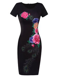 Robe subtile vintage moderne noire imprimé fleurie col rond