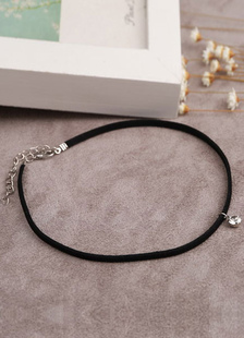 Fabuleux collier en faux cuir style western