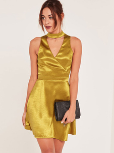 Robe bodycon en acétate de cellulose or col montant unicolore creusé moulant