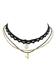 Doux collier synthétique mode