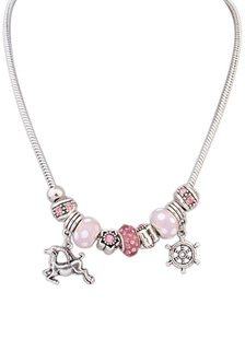 Pendentif rose collier Noël cerf forme perlée charme collier pour femme