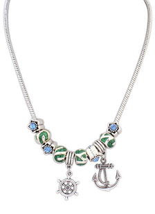 Collier de perles de charme vert bateau ancre Helm pendentif féminin