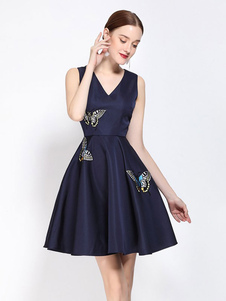 V cou sans manches fleurs patineuse plissée robe féminine brodées s’adapter et Flare robe