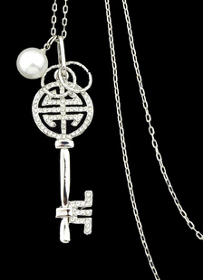 Rhinestone perle pendentif clé collier féminin de collier chaîne en argent
