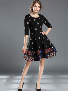 Robe noire Flare demi manchon A Line Skater robe brodée