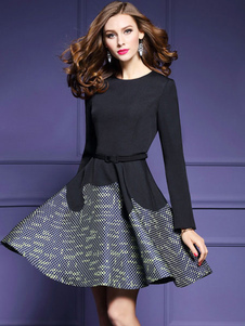 Patineuse noire robe manches longues deux Tone A ligne hiver robe bijou cou femme ceinturée robe éva