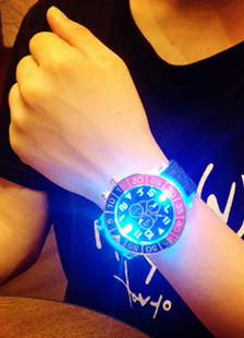 Montre homme rond LED