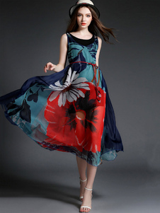 Robe longue noir en soie impression