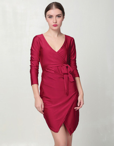 Robe rouge fabuleuse bodycon en rouge col V coupe asymétrique