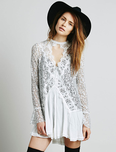 Robe de dentelle blanche ronde cou manches longues découpe robe courte plissée