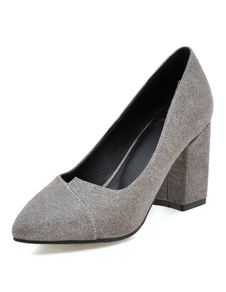 Daim gris talons Chunky a souligné Toe Slip sur les pompes pour les femmes