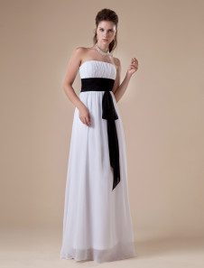 Robe de soirée A-ligne blanche en chiffon bustier