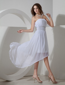 Robe de bal en chiffon blanc bustier avec perles