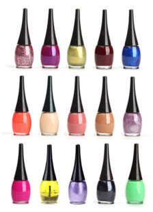 Vernis à ongles synthétiques colorées (15pcs)